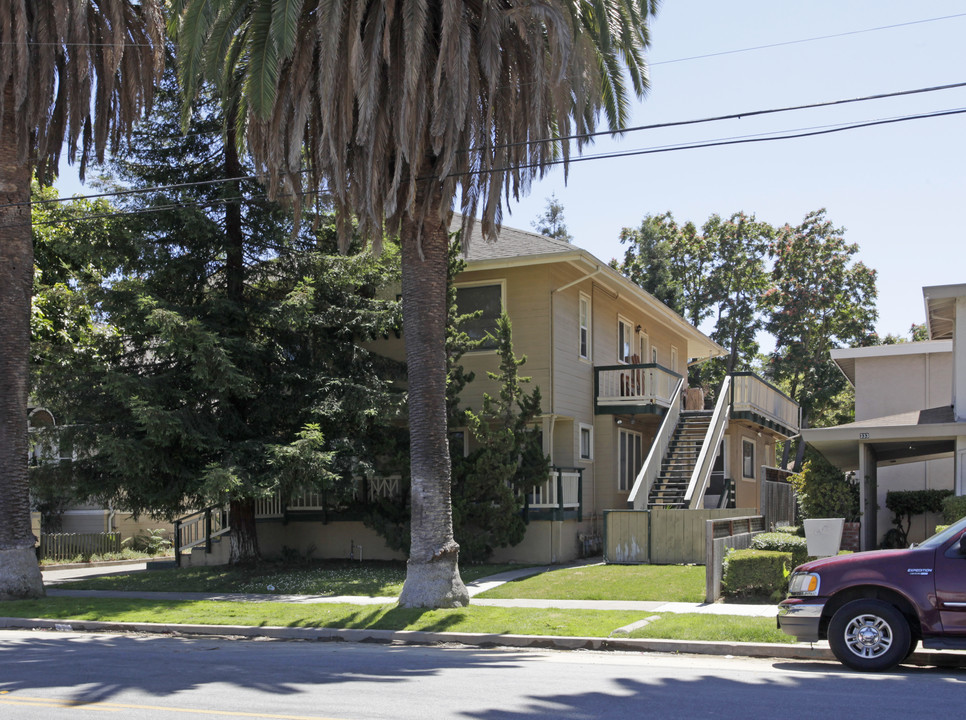 323 N 5th St in San Jose, CA - Building Photo