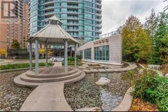 60 Byng Ave in Toronto, ON - Building Photo - Building Photo