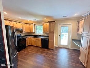 330 Revere Rd in Southport, NC - Building Photo - Building Photo