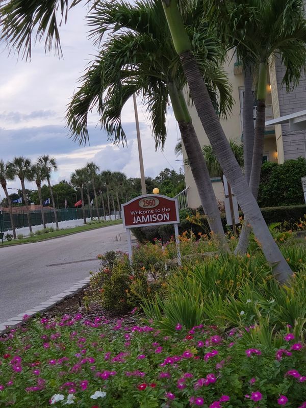 property at 2960 59th St S