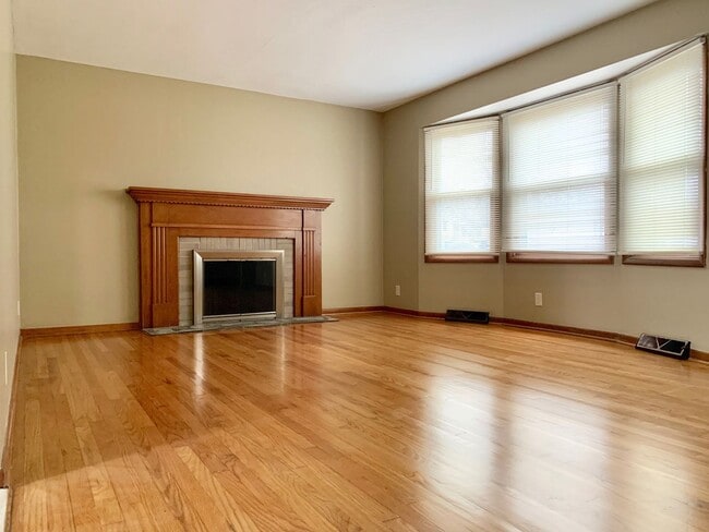 property at 3204 Abington Dr NW