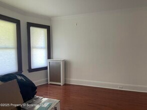 1218 Schlager St in Scranton, PA - Building Photo - Building Photo