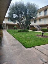 25925 Narbonne Ave, Unit 3 in Lomita, CA - Building Photo