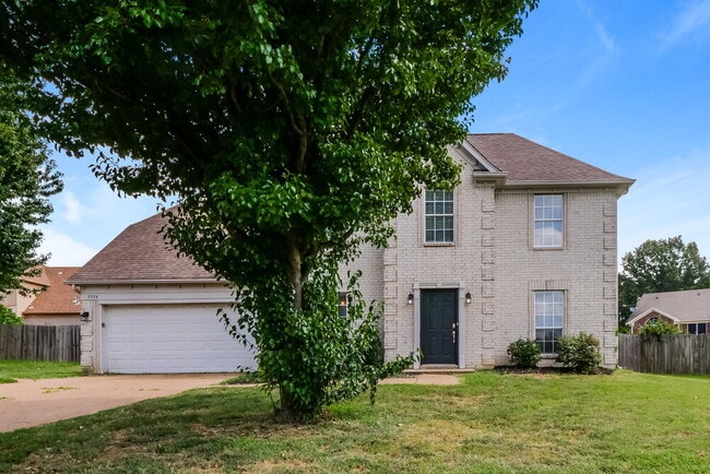 property at 5554 Lakefront Dr