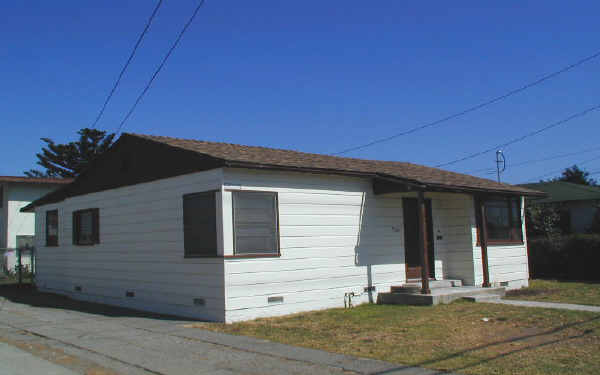 534-538 S Seaward Ave in Ventura, CA - Foto de edificio - Building Photo