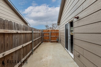 5521 S Victoria St in Wichita, KS - Building Photo - Building Photo