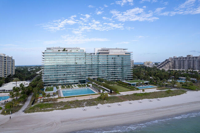 Oceana Key Biscayne in Key Biscayne, FL - Building Photo - Building Photo