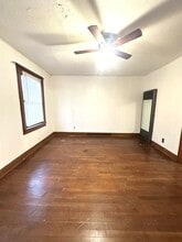 2348 N Campbell Ave in Springfield, MO - Building Photo - Building Photo