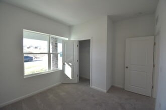 2090 Gold Dust Dr in Minneola, FL - Building Photo - Building Photo