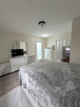 5801 NW 113th Terrace in Hialeah, FL - Building Photo - Building Photo