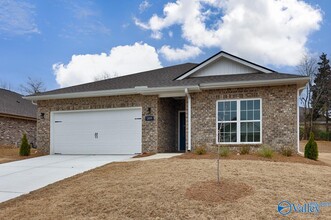 209 Sunny Spgs Ct in New Market, AL - Building Photo - Building Photo