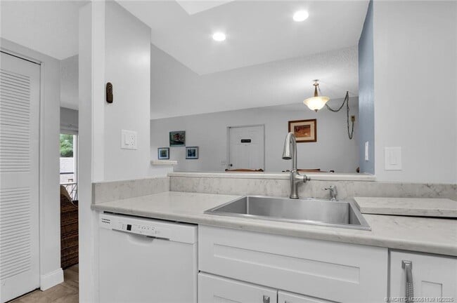 property at 1504 SE Royal Green Cir