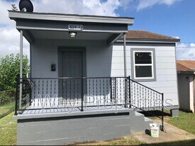 804 Garden Rd in Marrero, LA - Building Photo