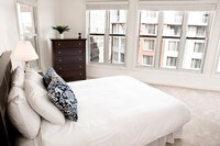 The Promenade at Harbor East photo'