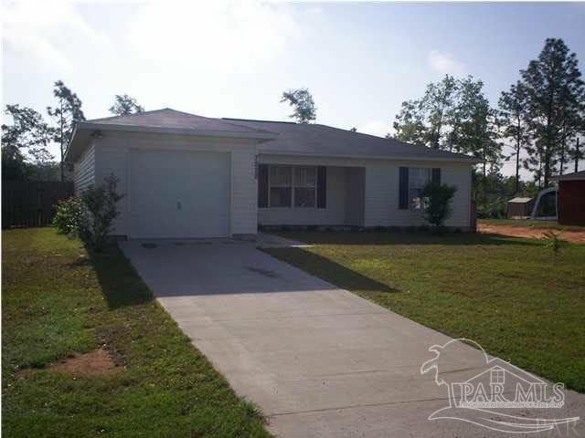 7228 Bogey Ln in Milton, FL - Building Photo