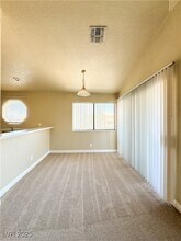 5022 S Rainbow Blvd in Las Vegas, NV - Building Photo - Building Photo