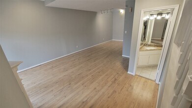 800 Country Pl Dr in Houston, TX - Building Photo - Building Photo