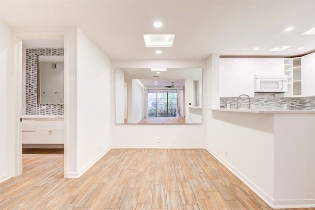 property at 2829 Timmons Ln