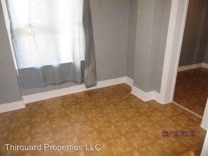 64 Poplar Ave in Newark, OH - Building Photo - Building Photo