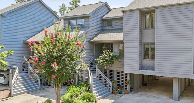 property at 117 Forecastle Ct