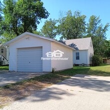 1292 12th Ave N in St. Cloud, MN - Building Photo - Building Photo
