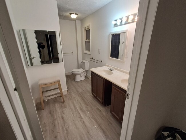 3561 Brandau Dr NE in Grand Rapids, MI - Building Photo - Building Photo