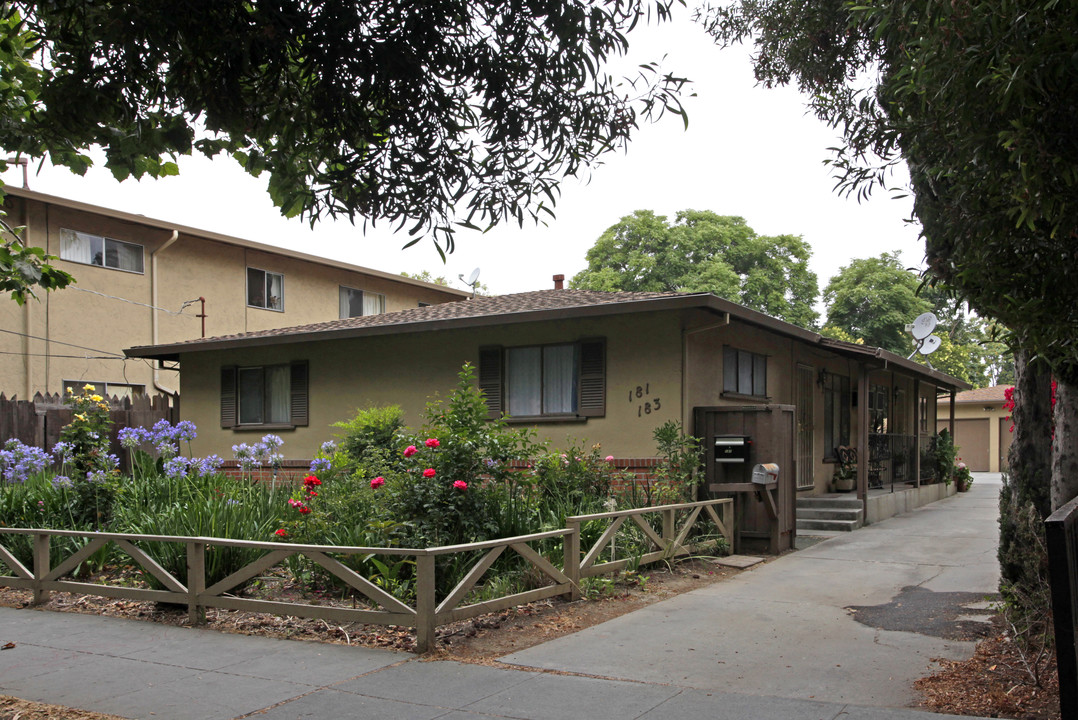 181-183 E Reed St in San Jose, CA - Building Photo