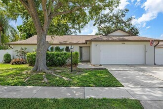 1804 Oak View Dr in Sarasota, FL - Building Photo - Building Photo