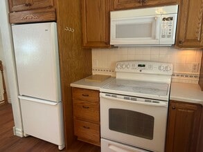 1451 Oriental Ave in Bellingham, WA - Building Photo - Building Photo