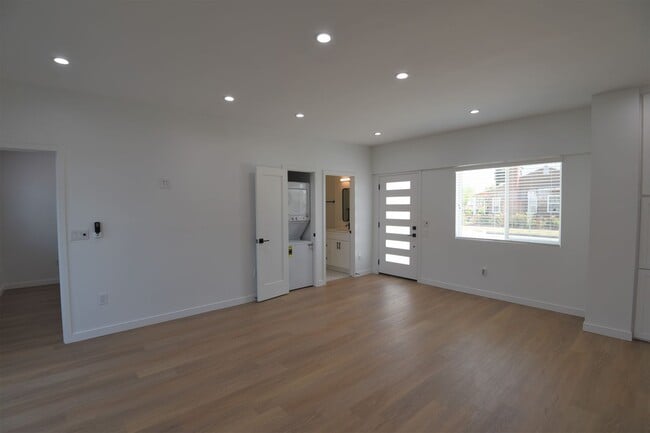 5915 Fair Ave in Los Angeles, CA - Building Photo - Building Photo