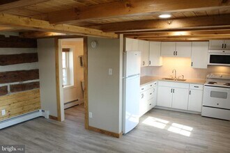 739 S Main St in Oley, PA - Building Photo - Building Photo