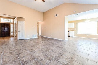 6110 Sasaki Way in Garland, TX - Building Photo - Building Photo