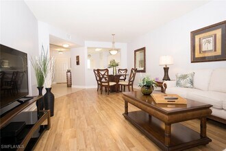 7819 Regal Heron Cir in Naples, FL - Building Photo - Building Photo