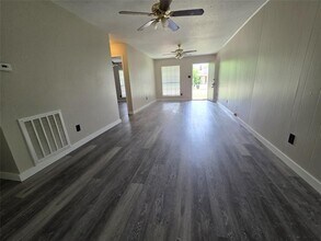 12740 Shannon Hills Dr in Houston, TX - Foto de edificio - Building Photo