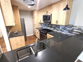 484 E California Blvd in Pasadena, CA - Building Photo - Building Photo