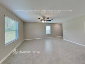 11942 MIracle Mile Dr in Riverview, FL - Building Photo - Building Photo