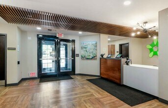 Furnished Studio-San Ramon - Bishop Ranch in San Ramon, CA - Building Photo - Building Photo