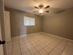 4040 NW 31st Terrace in Lauderdale Lakes, FL - Building Photo - Building Photo