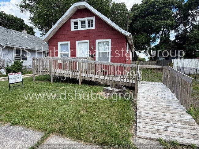 property at 710 Cawood St