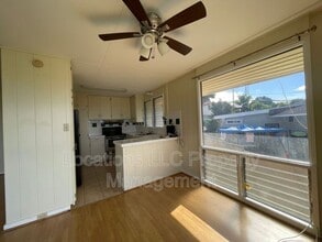 1595 Makamua St in Pearl City, HI - Building Photo - Building Photo