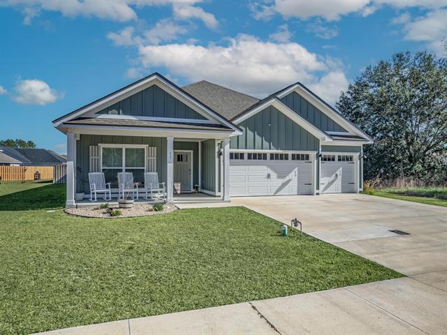 property at 15 Arden Rd