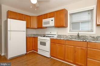 21 Lafayette Ave in Annapolis, MD - Building Photo - Building Photo