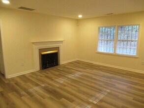 2032 Rector Dr SW in Atlanta, GA - Building Photo - Building Photo