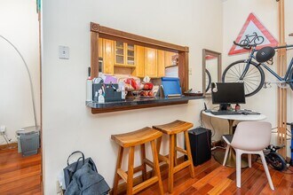 264 9th St in Jersey City, NJ - Building Photo - Building Photo
