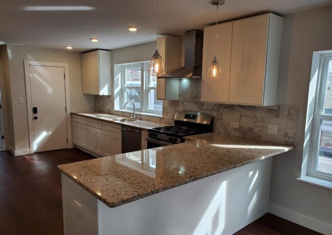 79 Bailey Rd, Unit 1 in Somerville, MA - Building Photo - Building Photo