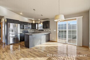 6950 Manchester St in Summerset, SD - Building Photo