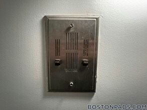 530 VFW Parkway in Boston, MA - Building Photo - Building Photo