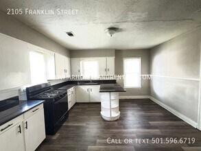 2105 Franklin St in North Little Rock, AR - Foto de edificio - Building Photo