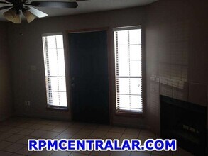 20 Edgehill Cove in Maumelle, AR - Building Photo - Building Photo