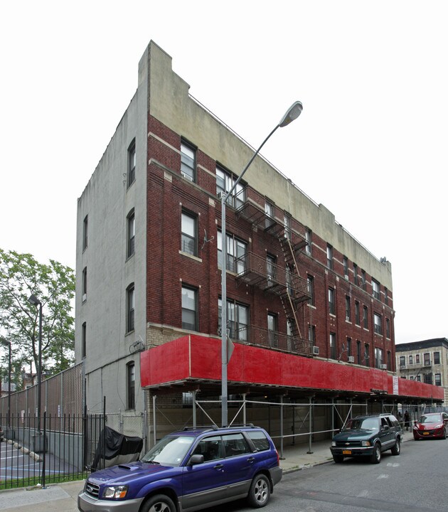 The Regent in Brooklyn, NY - Building Photo